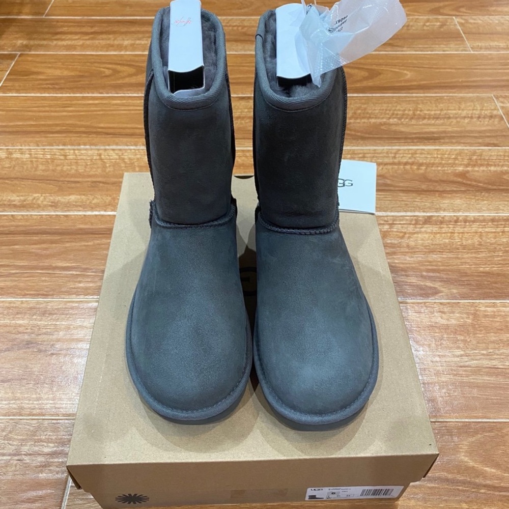 UGG Australia classic boots grey size 7